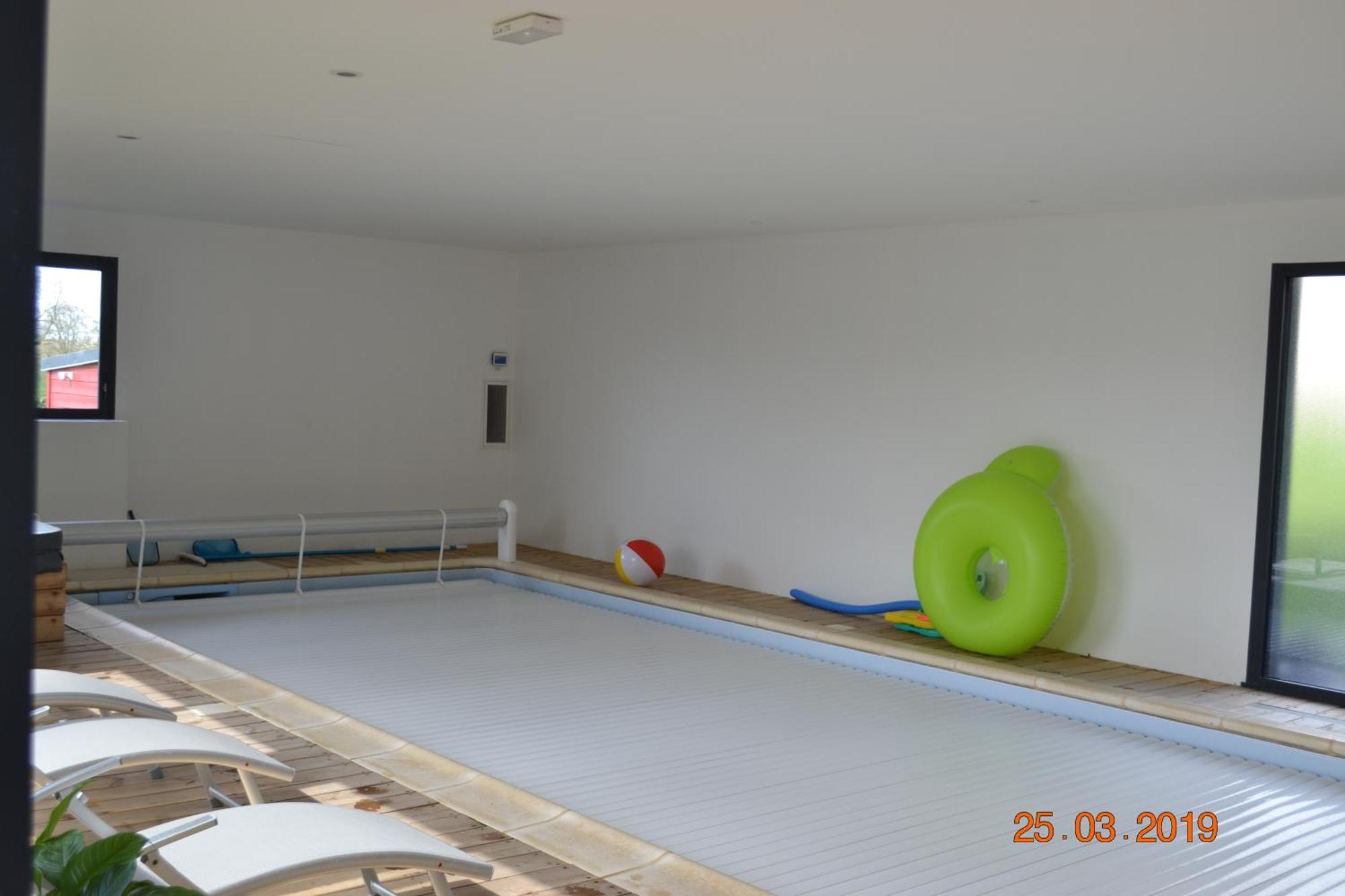 Piscine Interieure Privee Chauffee Toute L Annee Et Spa St Martin Saint-Martin-l'Hortier المظهر الخارجي الصورة