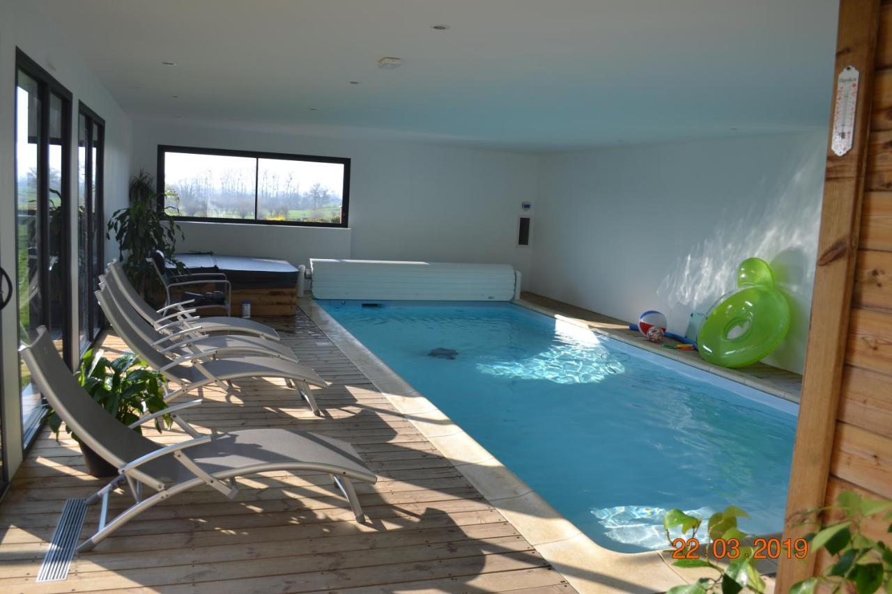 Piscine Interieure Privee Chauffee Toute L Annee Et Spa St Martin Saint-Martin-l'Hortier المظهر الخارجي الصورة
